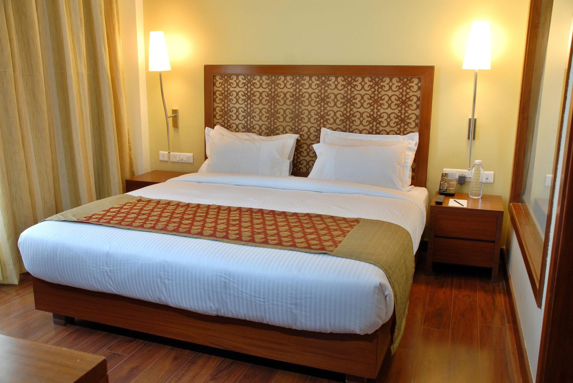 Cambay Grand Kukas Hotel Jaipur Room photo